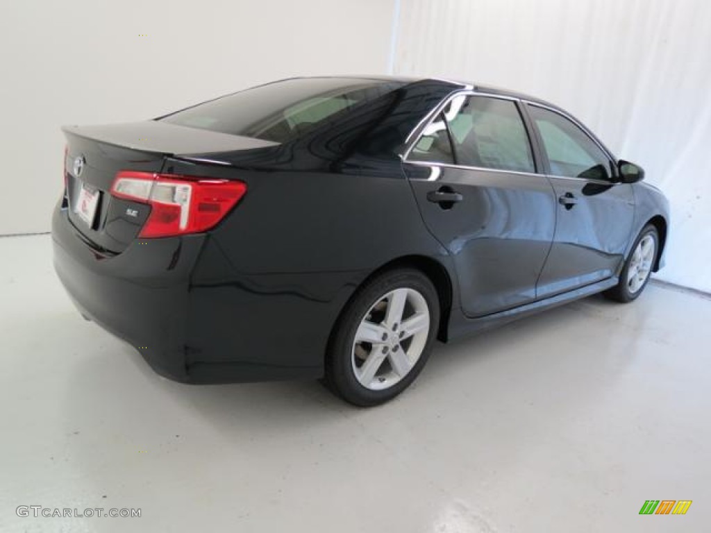 2013 Camry SE - Cosmic Gray Metallic / Black photo #22