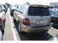 2004 Vintage Gold Metallic Toyota Highlander Limited V6 4WD  photo #3