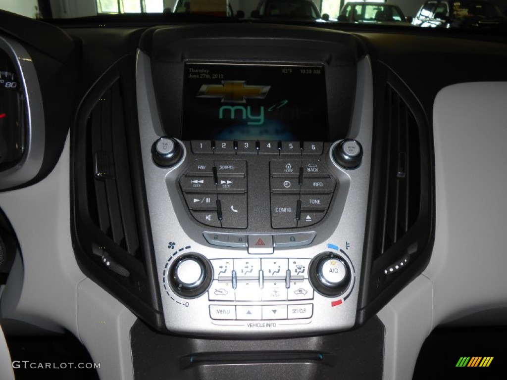 2013 Equinox LT - Ashen Gray Metallic / Light Titanium/Jet Black photo #12