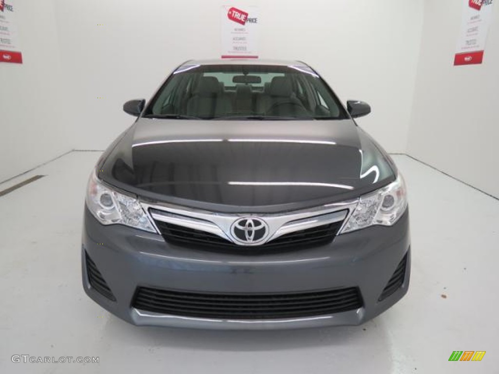 2013 Camry LE - Magnetic Gray Metallic / Ash photo #2
