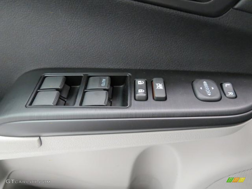 2013 Camry LE - Magnetic Gray Metallic / Ash photo #10