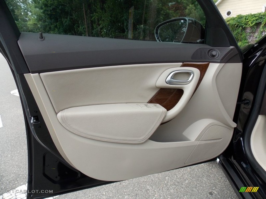 2011 Saab 9-5 Turbo4 Sedan Parchment Door Panel Photo #82997414