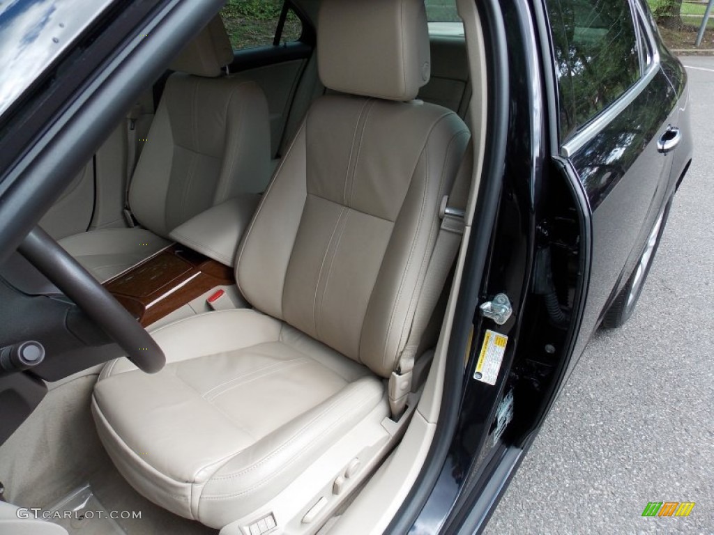 Parchment Interior 2011 Saab 9-5 Turbo4 Sedan Photo #82997437