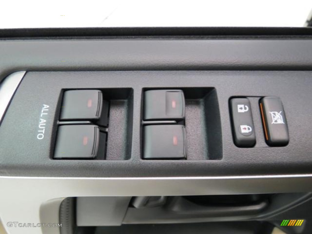 2013 4Runner SR5 4x4 - Blizzard White Pearl / Beige photo #10