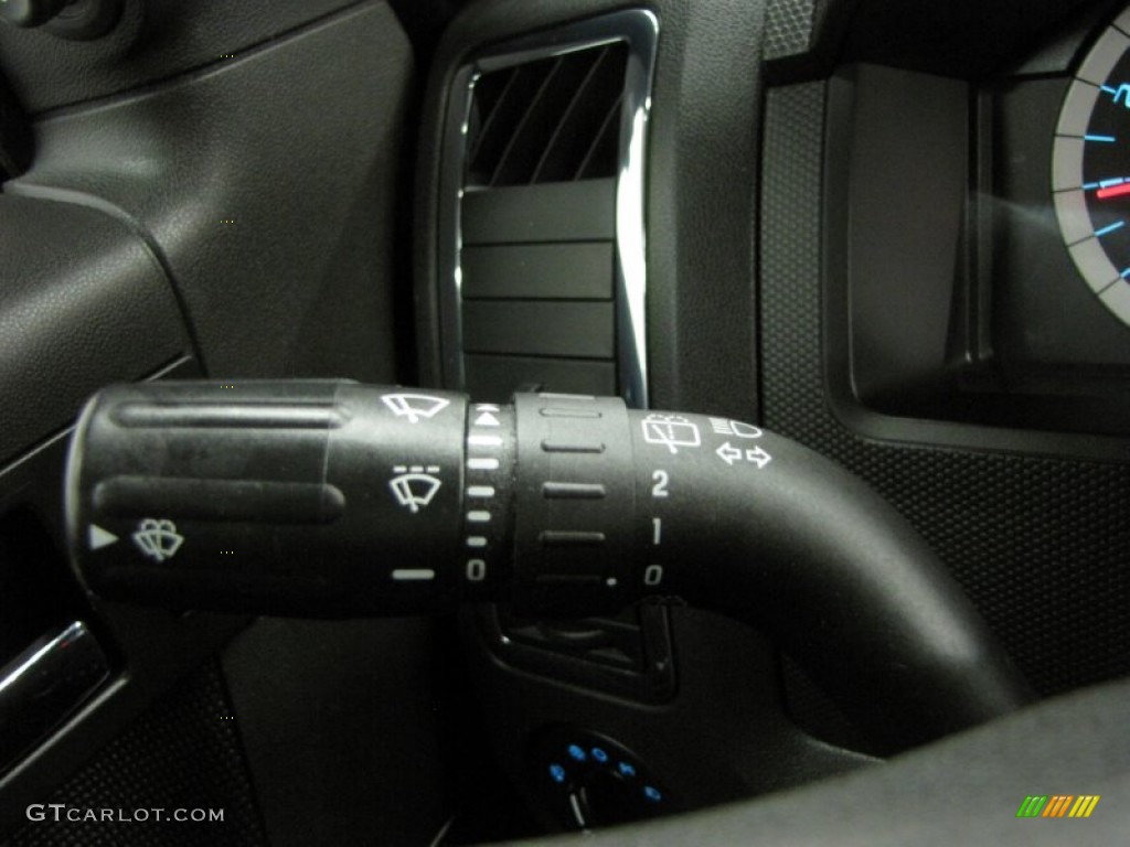 2012 Escape Limited V6 4WD - Toreador Red Metallic / Charcoal Black photo #17