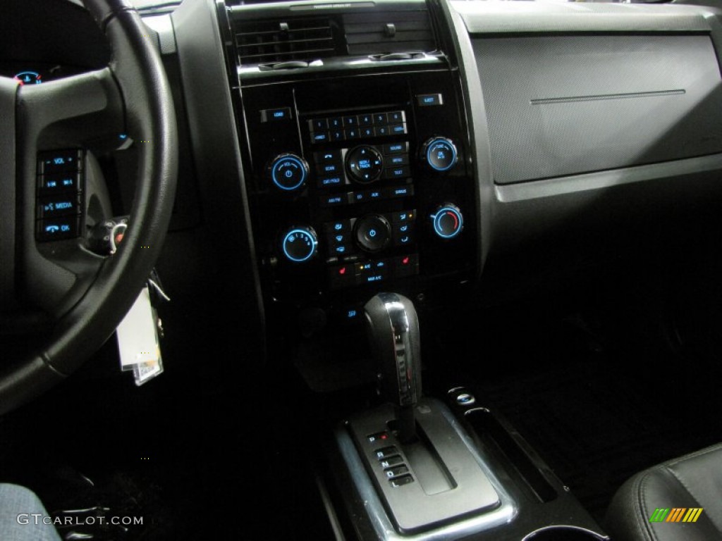 2012 Escape Limited V6 4WD - Toreador Red Metallic / Charcoal Black photo #21