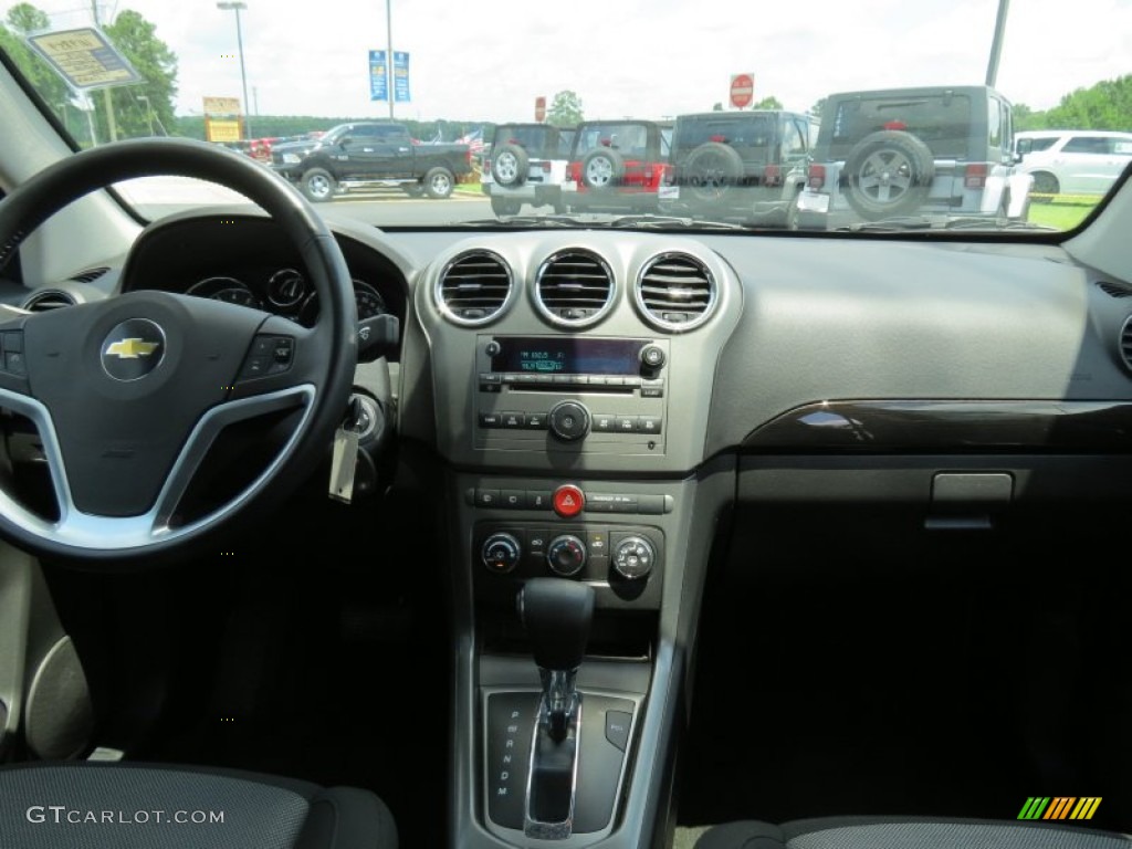 2013 Chevrolet Captiva Sport LS Black Dashboard Photo #83000219