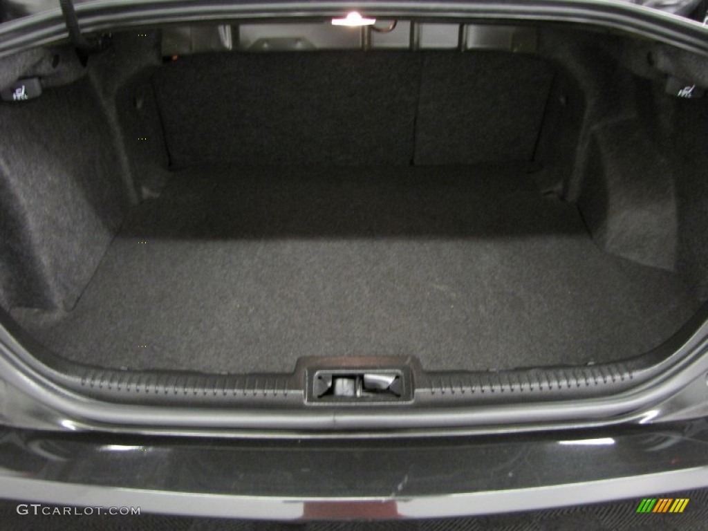 2012 Ford Fusion SE Trunk Photos