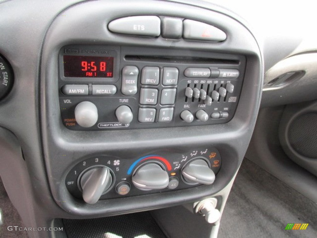 2000 Grand Am SE Sedan - Silvermist Metallic / Dark Pewter photo #18