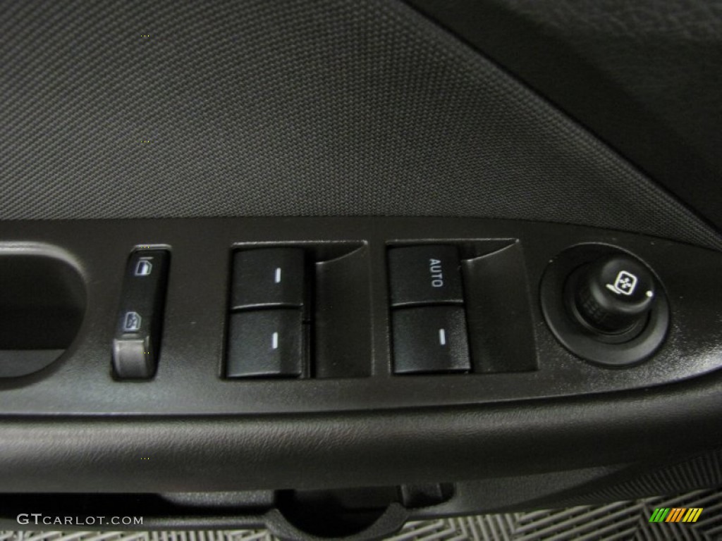 2012 Ford Fusion SE Controls Photo #83000499
