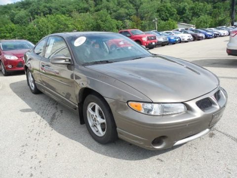 2001 Pontiac Grand Prix GT Coupe Data, Info and Specs