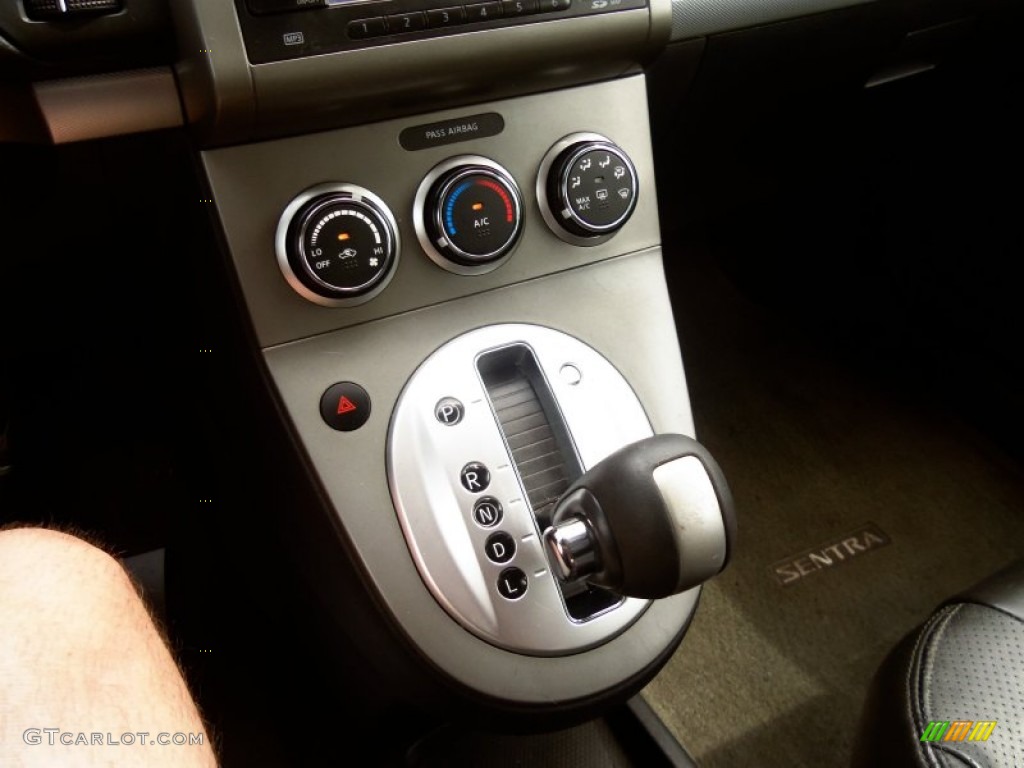 2010 Sentra 2.0 SL - Espresso Black Metallic / Charcoal photo #28