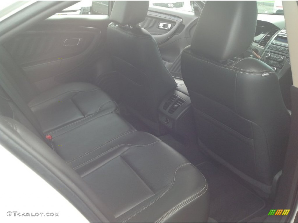 2010 Taurus Limited AWD - White Platinum Metallic Tri-Coat / Charcoal Black photo #16