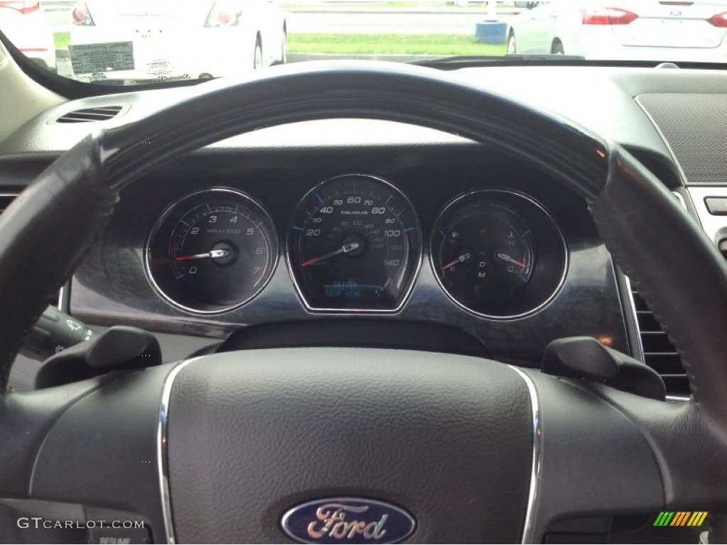 2010 Taurus Limited AWD - White Platinum Metallic Tri-Coat / Charcoal Black photo #22