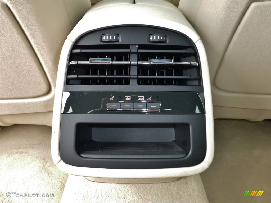 2014 Maserati Quattroporte GTS Controls Photo #83012630