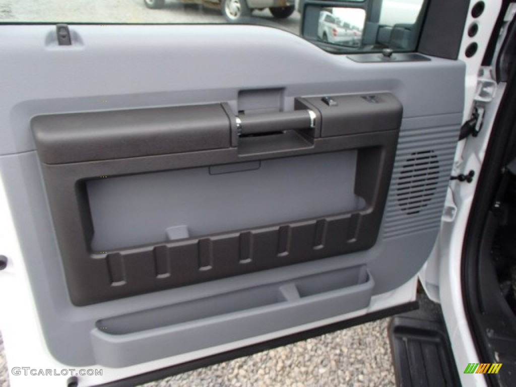2013 Ford F350 Super Duty XL Regular Cab 4x4 Door Panel Photos