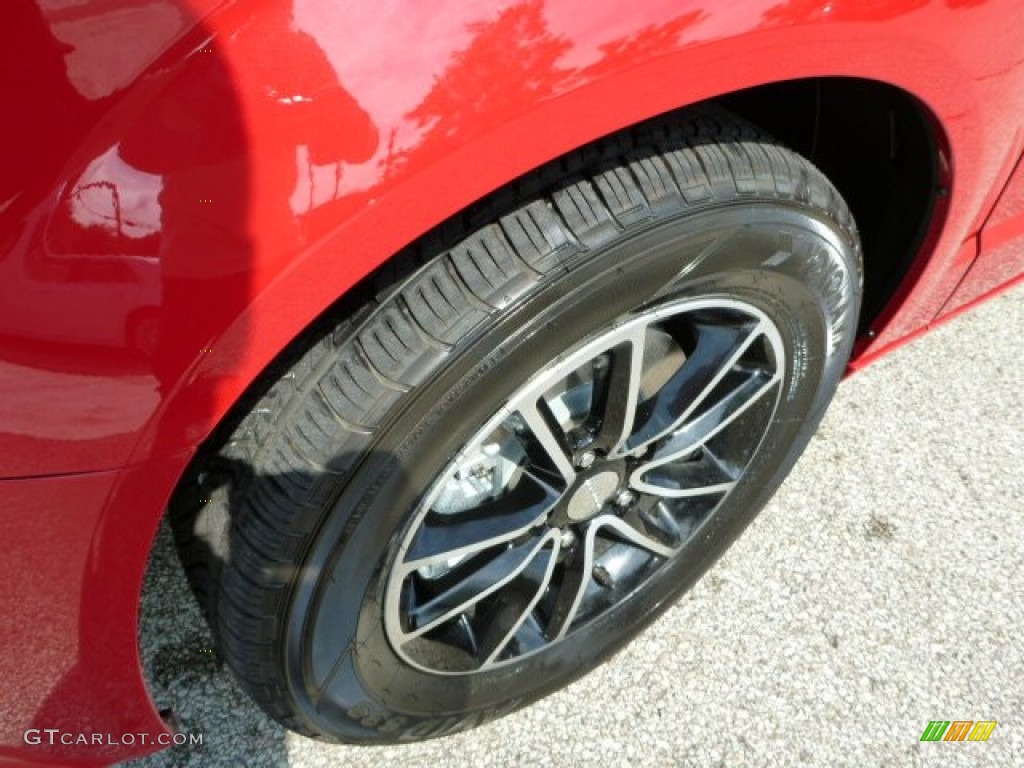 2013 Dodge Grand Caravan SXT Wheel Photos
