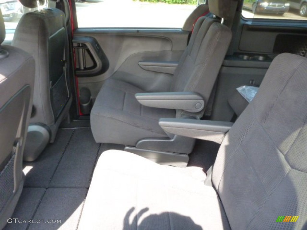 2013 Dodge Grand Caravan SXT Rear Seat Photo #83013335