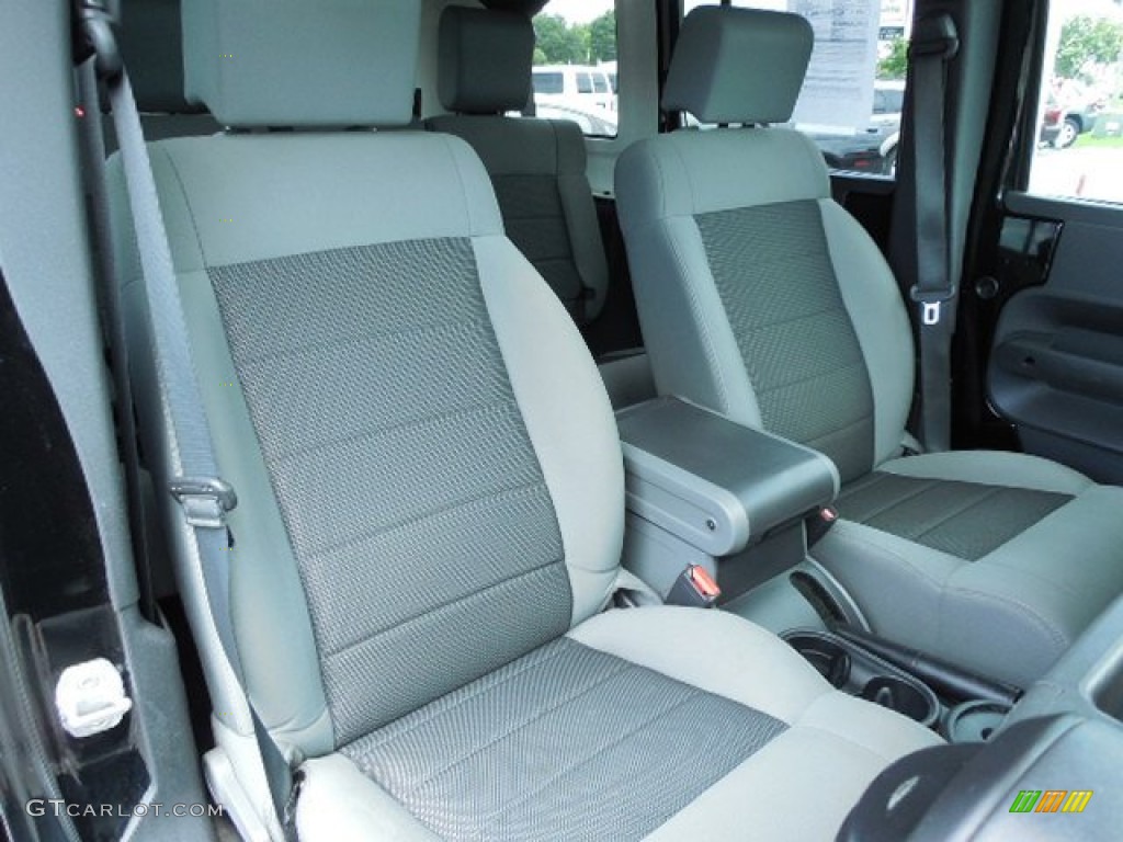 2010 Jeep Wrangler Unlimited Sport 4x4 Front Seat Photo #83013805