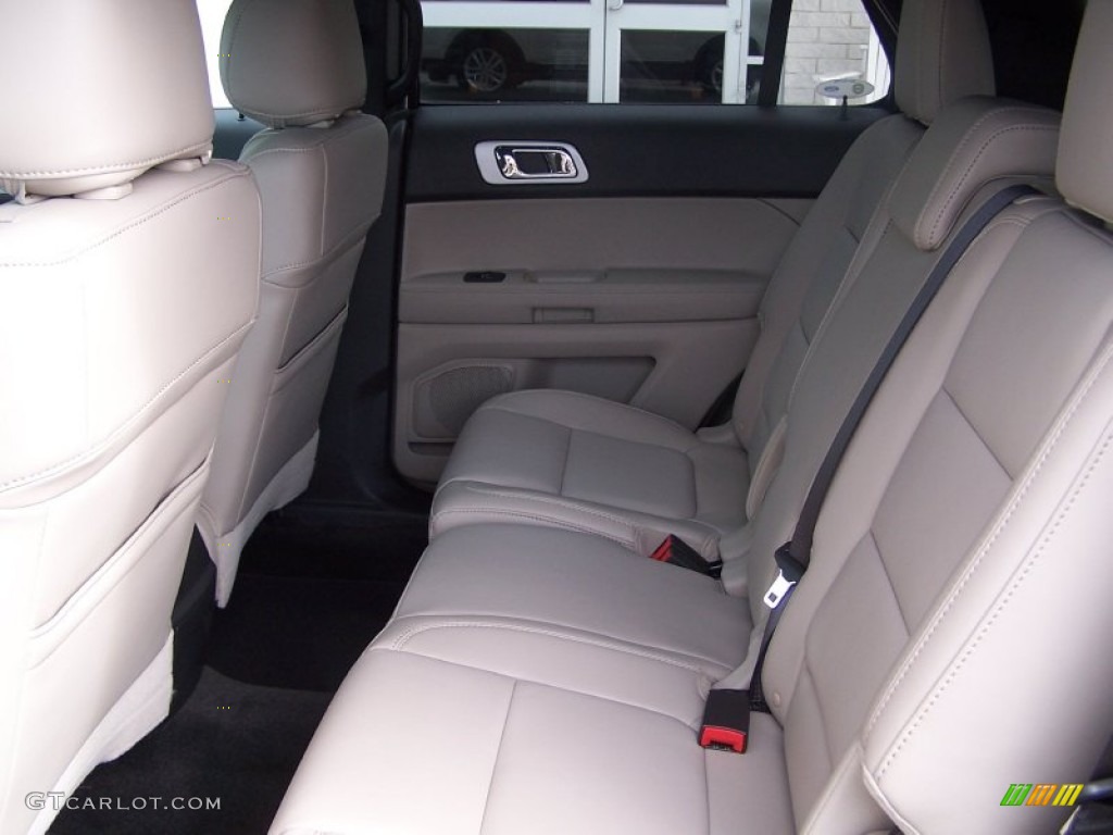 2012 Explorer XLT EcoBoost - White Platinum Tri-Coat / Medium Light Stone photo #12