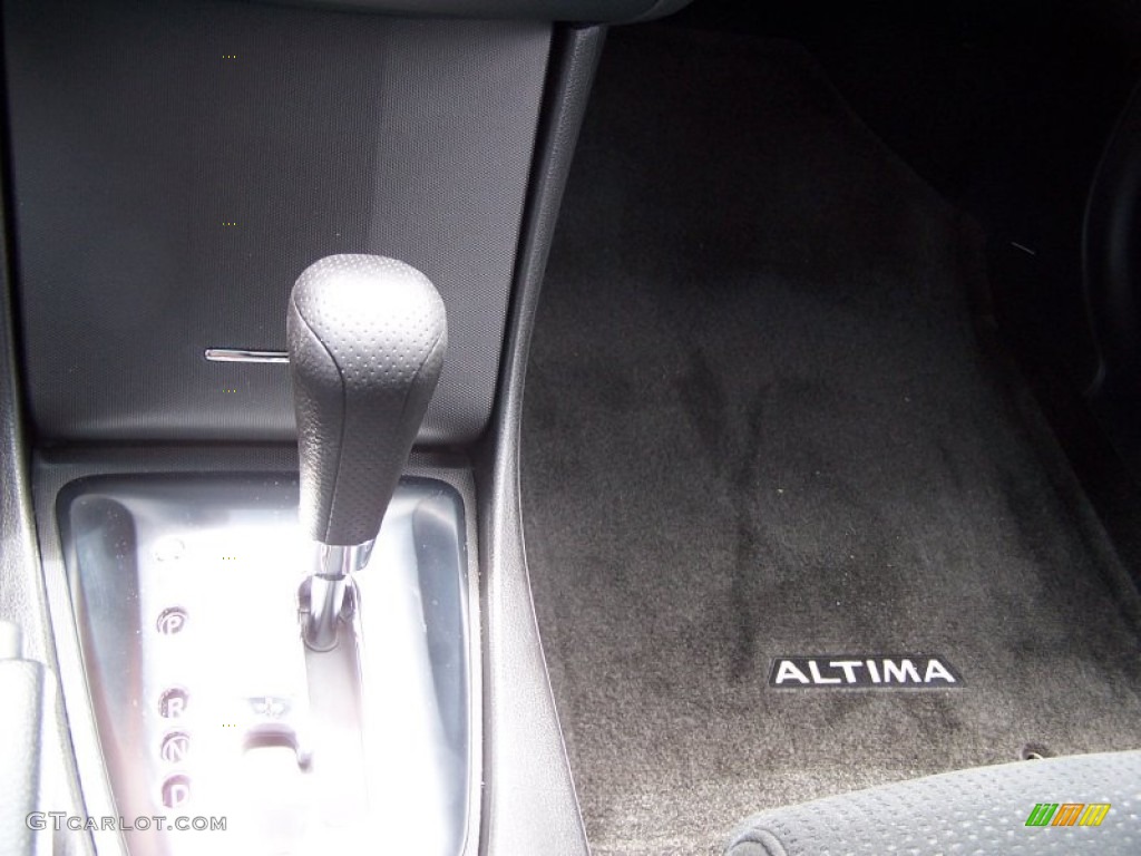 2012 Altima 2.5 S Coupe - Brilliant Silver / Charcoal photo #19