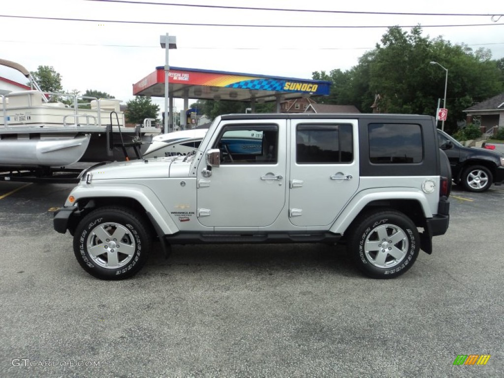 2010 Wrangler Unlimited Sahara 4x4 - Bright Silver Metallic / Dark Slate Gray/Medium Slate Gray photo #1