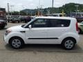 2013 Clear White Kia Soul 1.6  photo #5