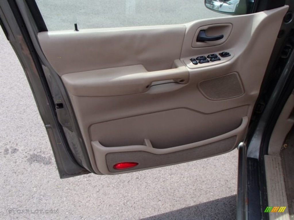 2003 Windstar SE - Spruce Green Metallic / Medium Parchment photo #11