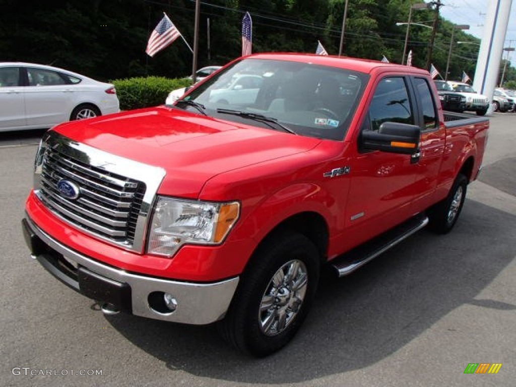 2012 F150 XLT SuperCab 4x4 - Race Red / Steel Gray photo #4