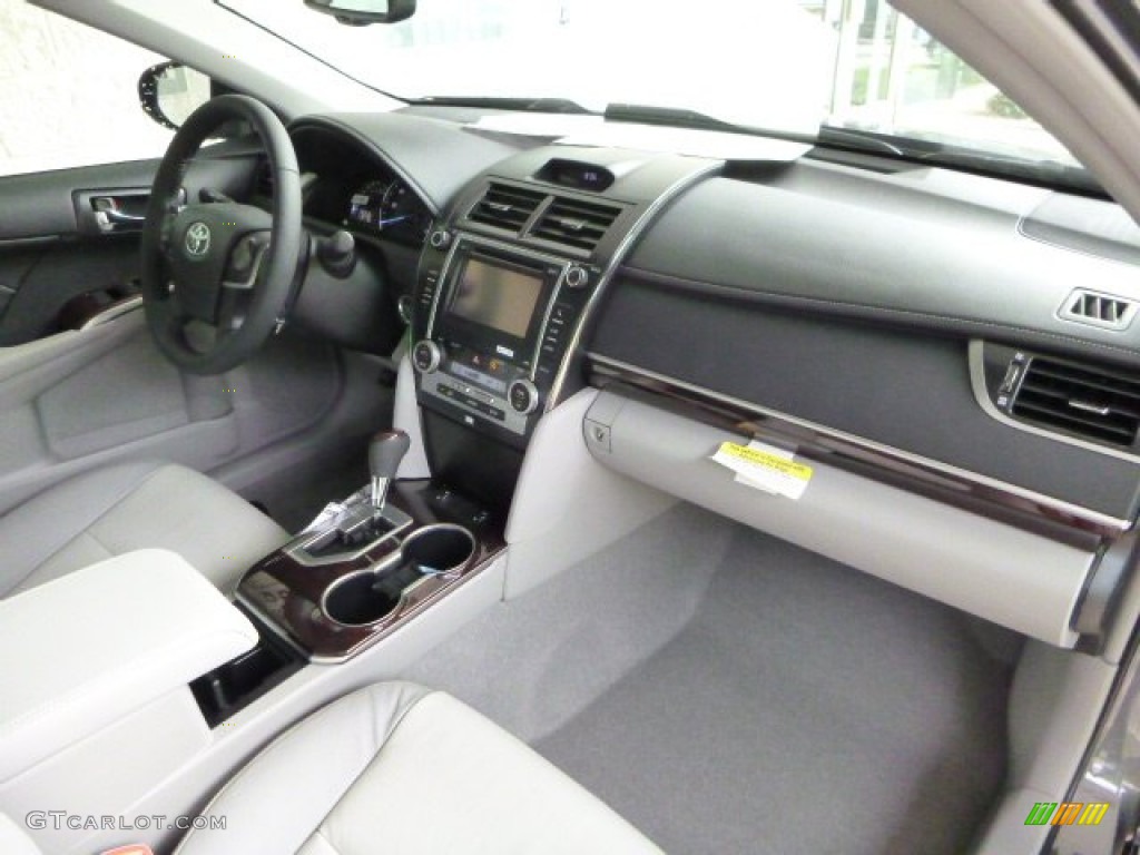 2013 Camry XLE V6 - Magnetic Gray Metallic / Ash photo #10