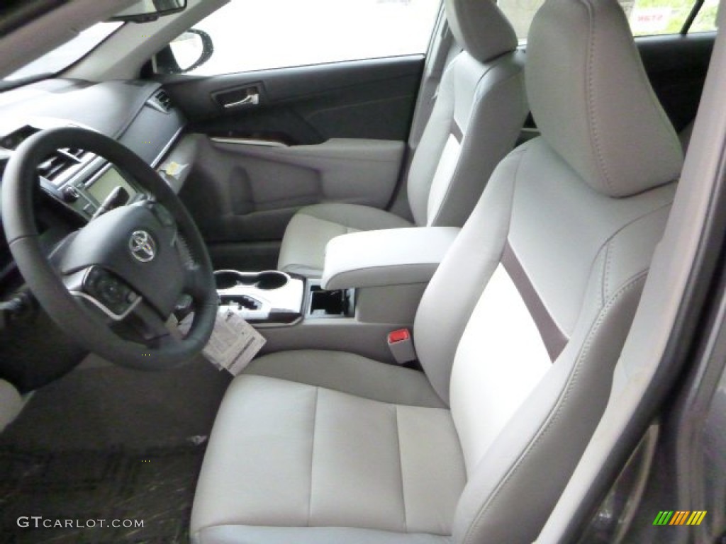 2013 Camry XLE V6 - Magnetic Gray Metallic / Ash photo #13