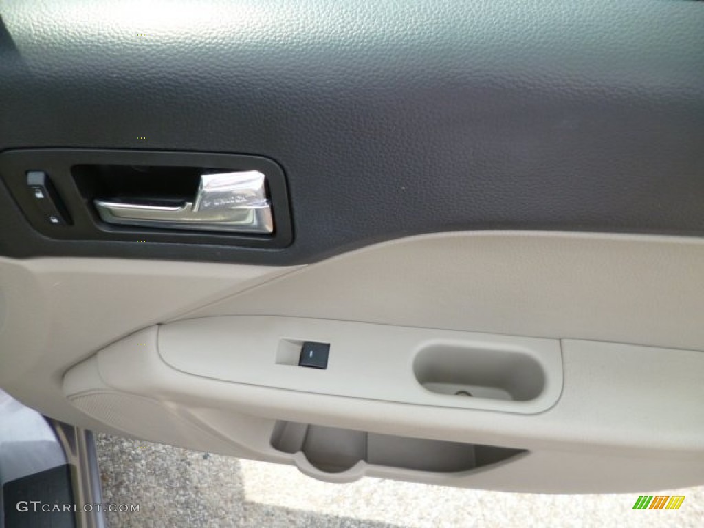 2007 Fusion SE V6 AWD - Tungsten Grey Metallic / Light Stone photo #10
