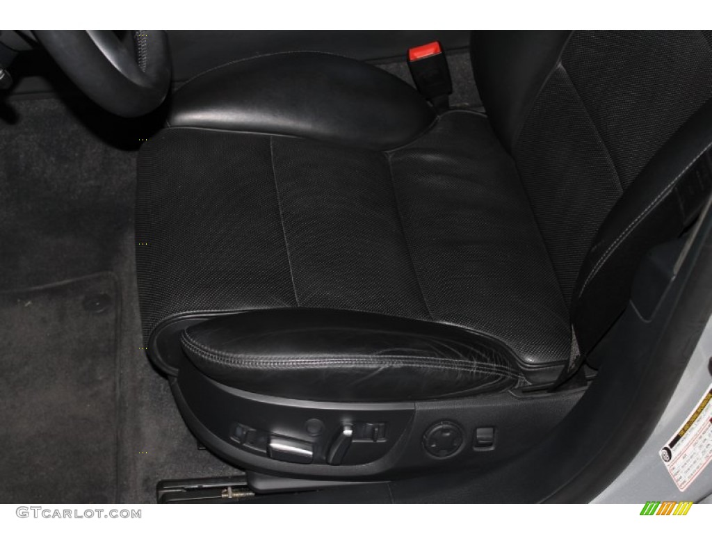 2007 A8 L 4.2 quattro - Light Silver Metallic / Black photo #11