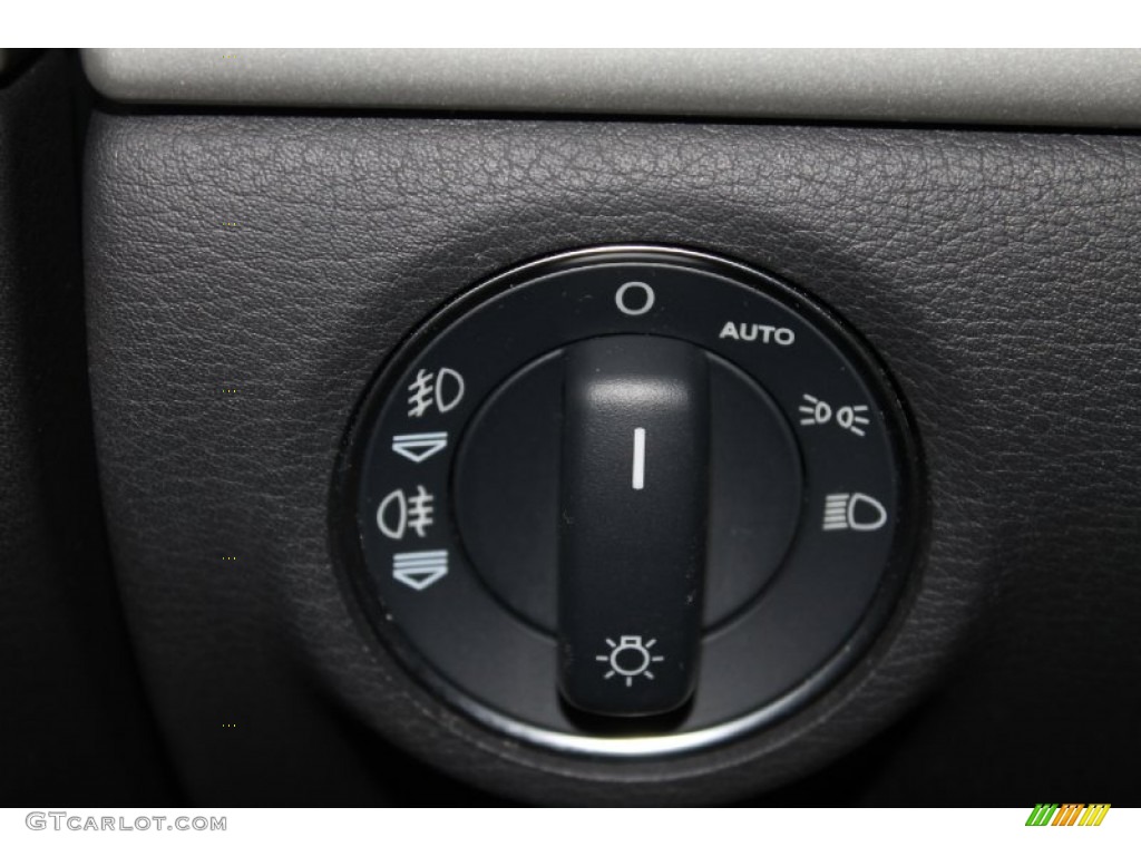 2007 A8 L 4.2 quattro - Light Silver Metallic / Black photo #13