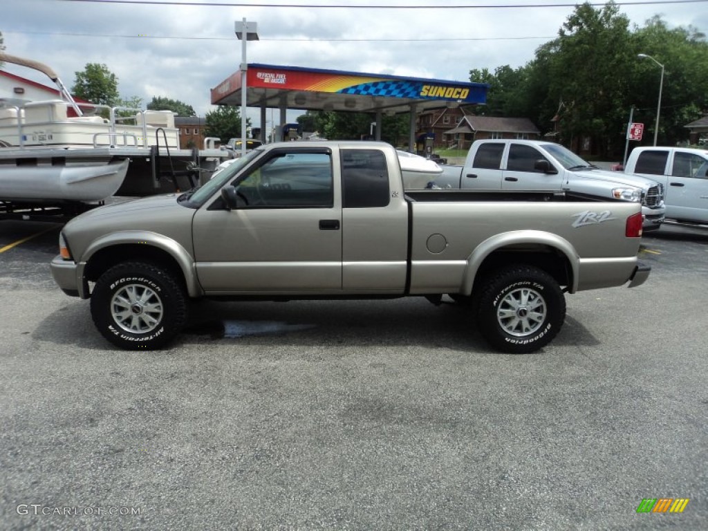 2003 Sonoma SLS Extended Cab 4x4 - Pewter Metallic / Graphite photo #1