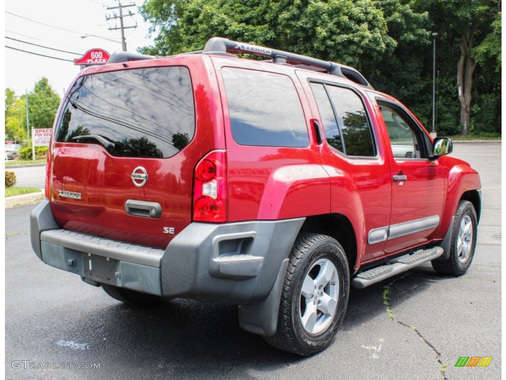 2005 Xterra SE 4x4 - Red Brawn Pearl / Steel/Graphite photo #6