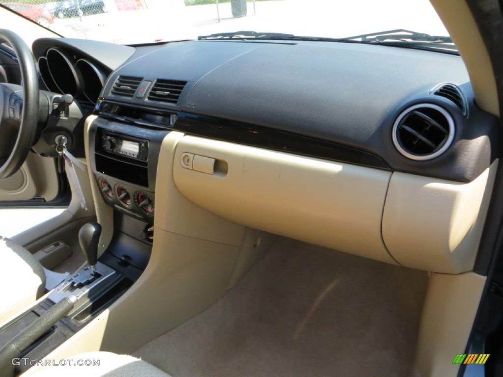 2005 MAZDA3 i Sedan - Carbon Gray Mica / Beige photo #28