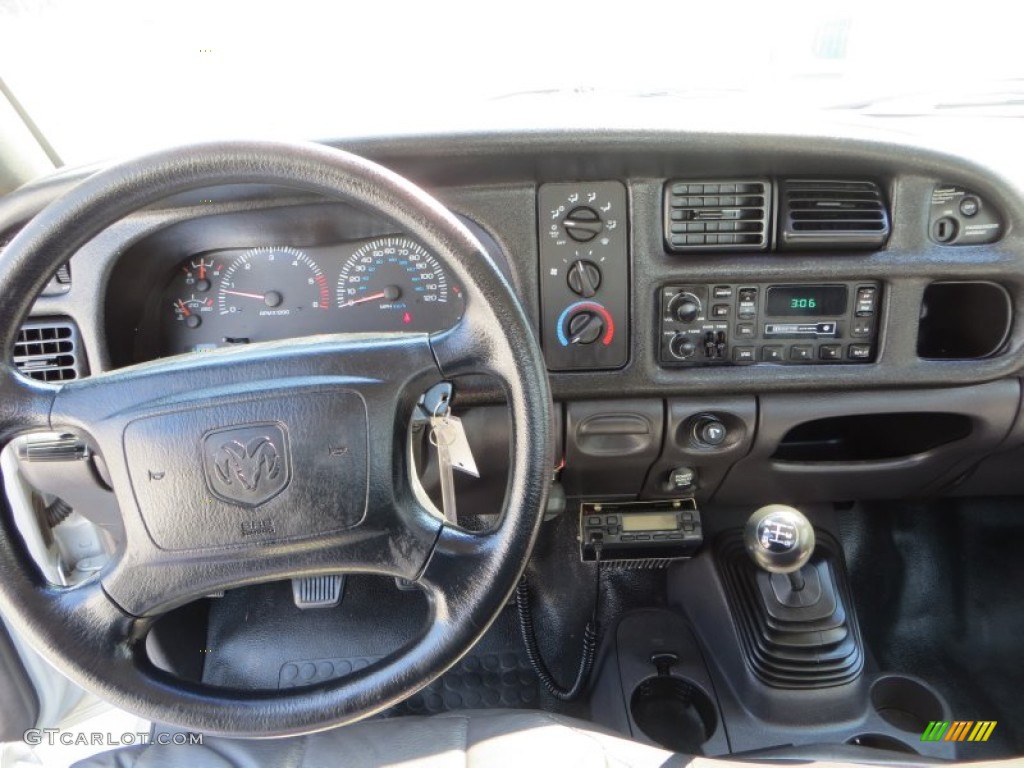 2001 Ram 1500 ST Regular Cab - Bright Silver Metallic / Agate photo #26