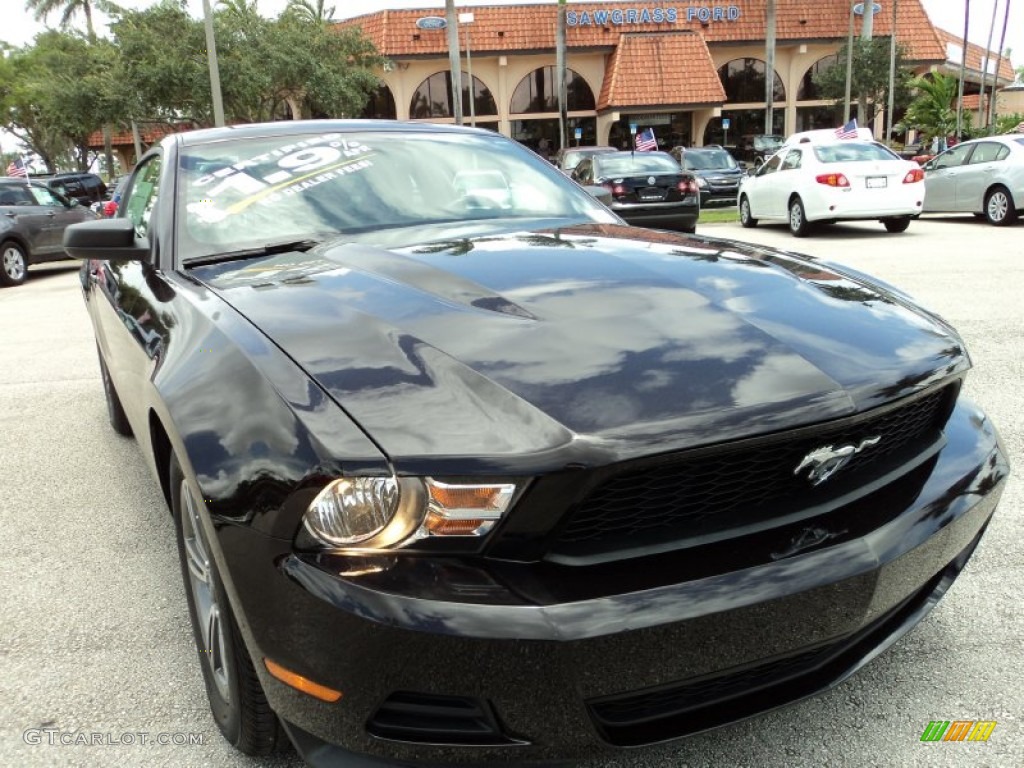 2012 Mustang V6 Premium Coupe - Lava Red Metallic / Charcoal Black photo #2