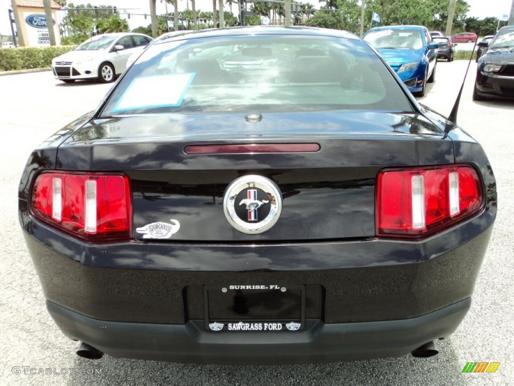 2012 Mustang V6 Premium Coupe - Lava Red Metallic / Charcoal Black photo #7