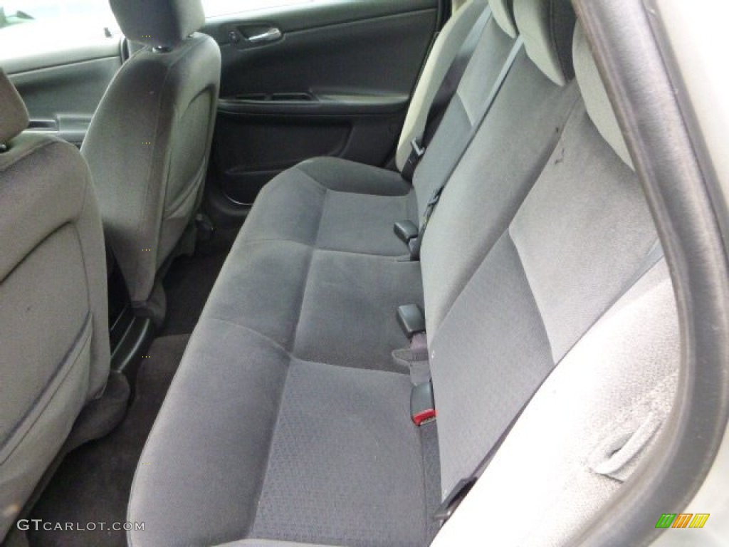 2006 Chevrolet Impala LS Rear Seat Photos