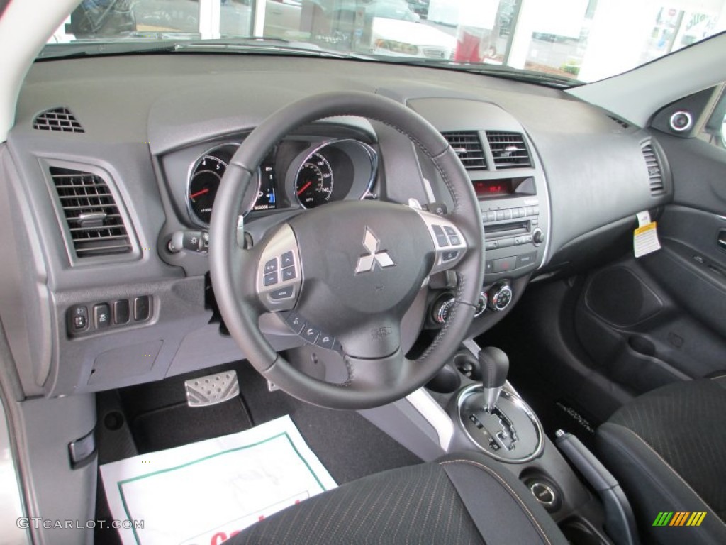 Black Interior 2013 Mitsubishi Outlander Sport LE AWD Photo #83035531