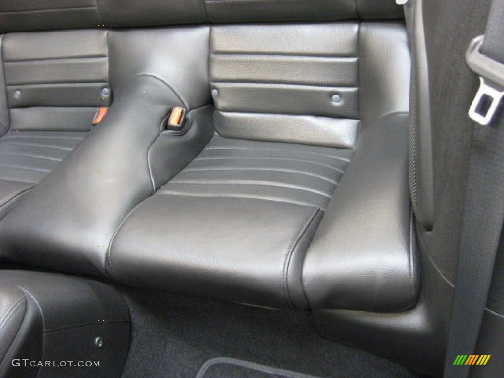 2009 Ford Mustang Shelby GT500 Convertible Rear Seat Photo #83035890