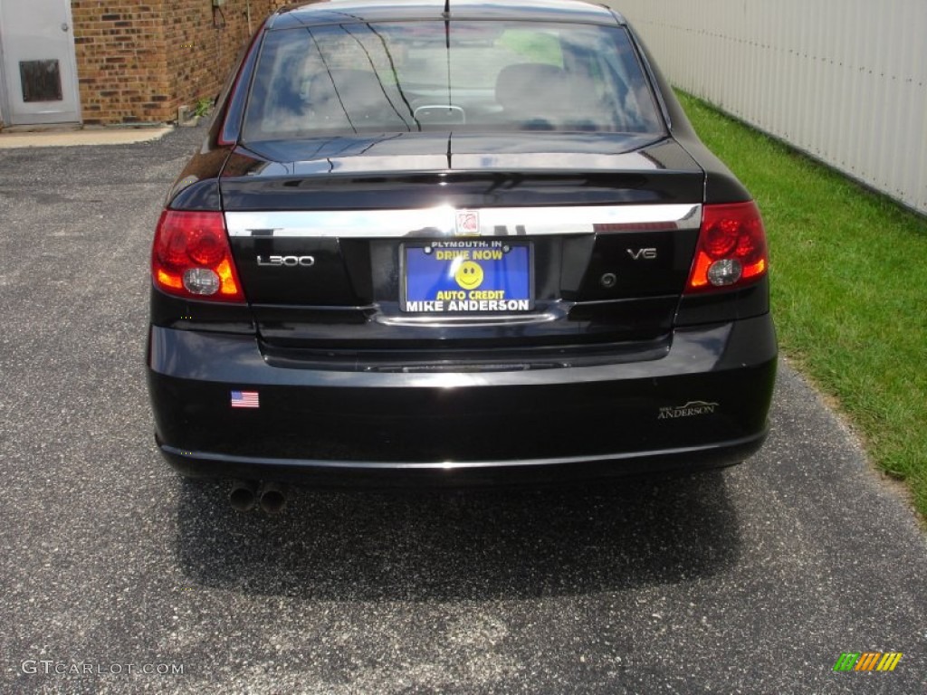 2003 L Series L300 Sedan - Black / Black photo #4