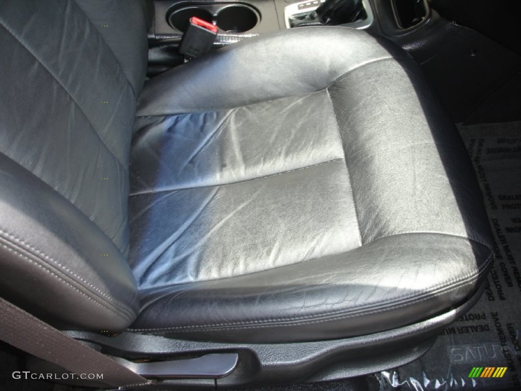 2003 L Series L300 Sedan - Black / Black photo #22