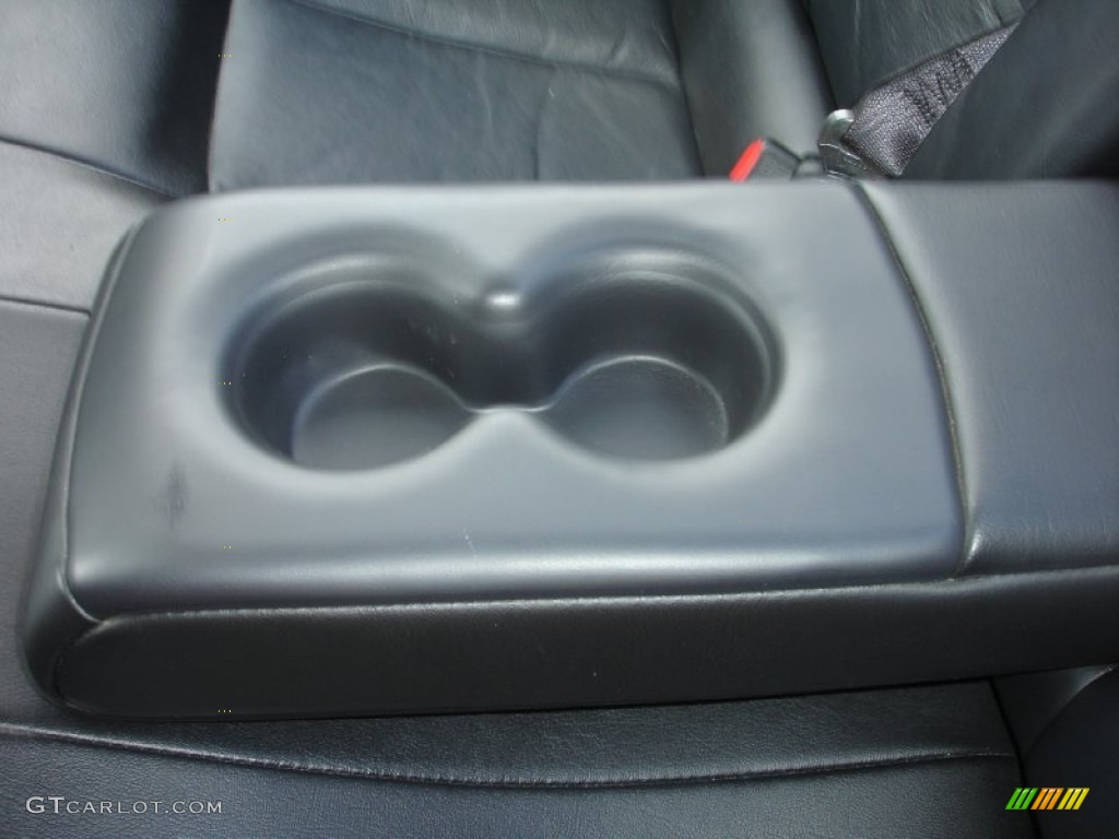 2003 L Series L300 Sedan - Black / Black photo #28
