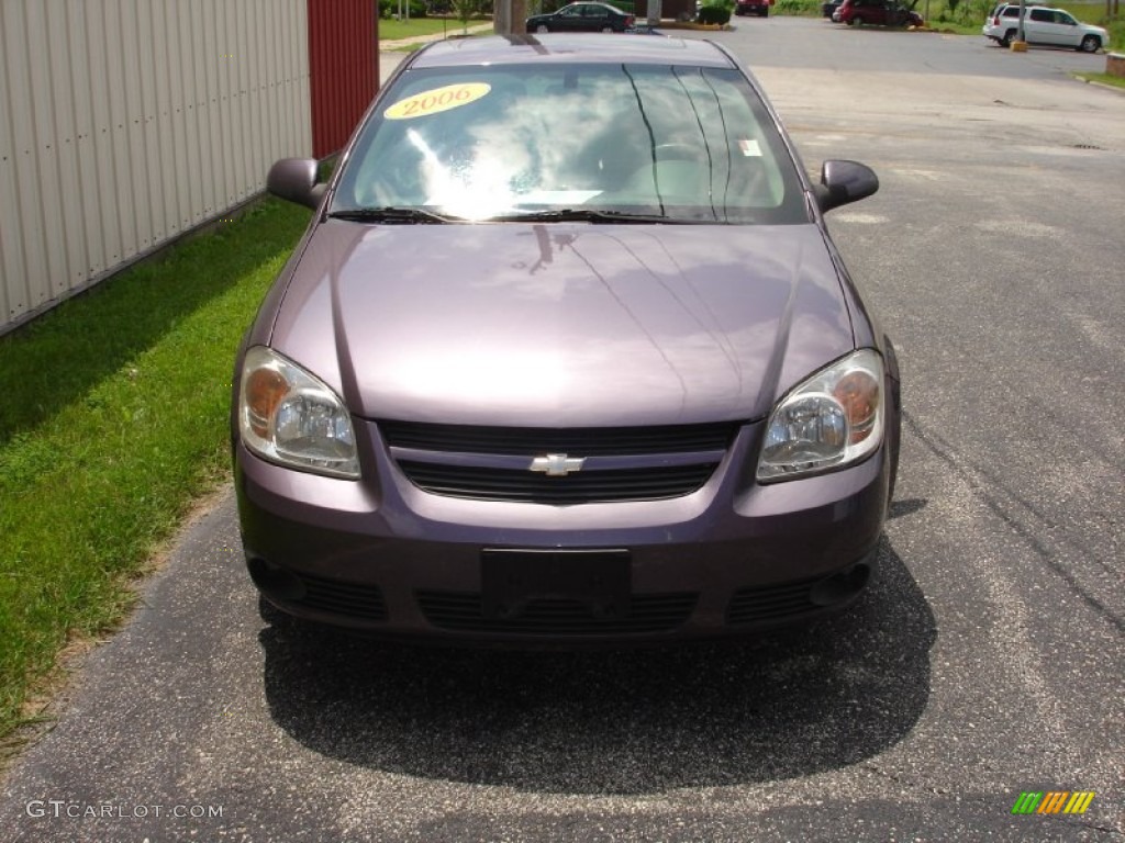 2006 Cobalt LT Coupe - Majestic Amethyst Metallic / Ebony photo #5