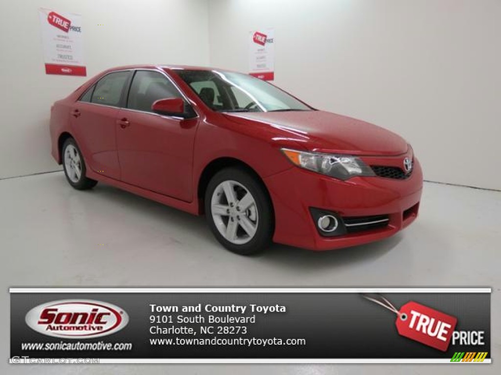 2013 Camry SE - Barcelona Red Metallic / Black photo #1