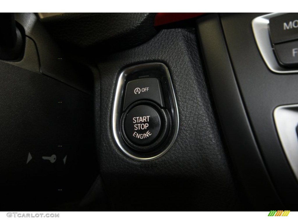2012 BMW 3 Series 328i Sedan Controls Photo #83042655