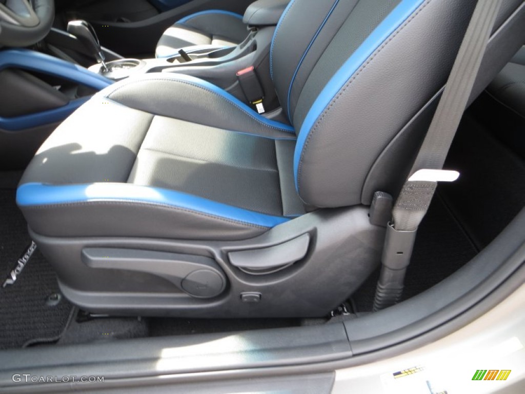 2013 Hyundai Veloster Turbo Front Seat Photo #83042781
